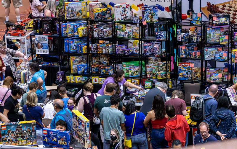 What to Expect at BrickCon 2025